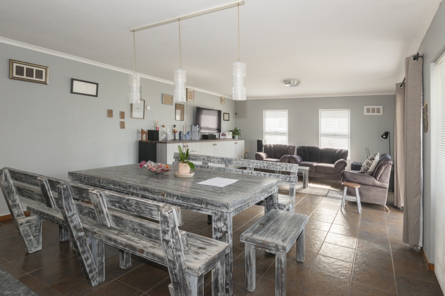 5 Bedroom Property for Sale in Laguna Western Cape